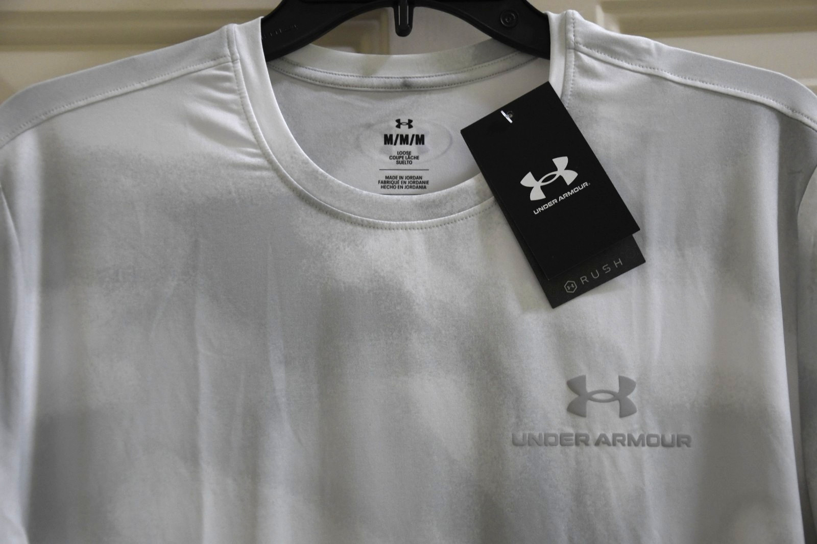 NWT Under Armour RUSH Vanish Energy Print Mens Medium White Gray T-shirt 1383974 gallery