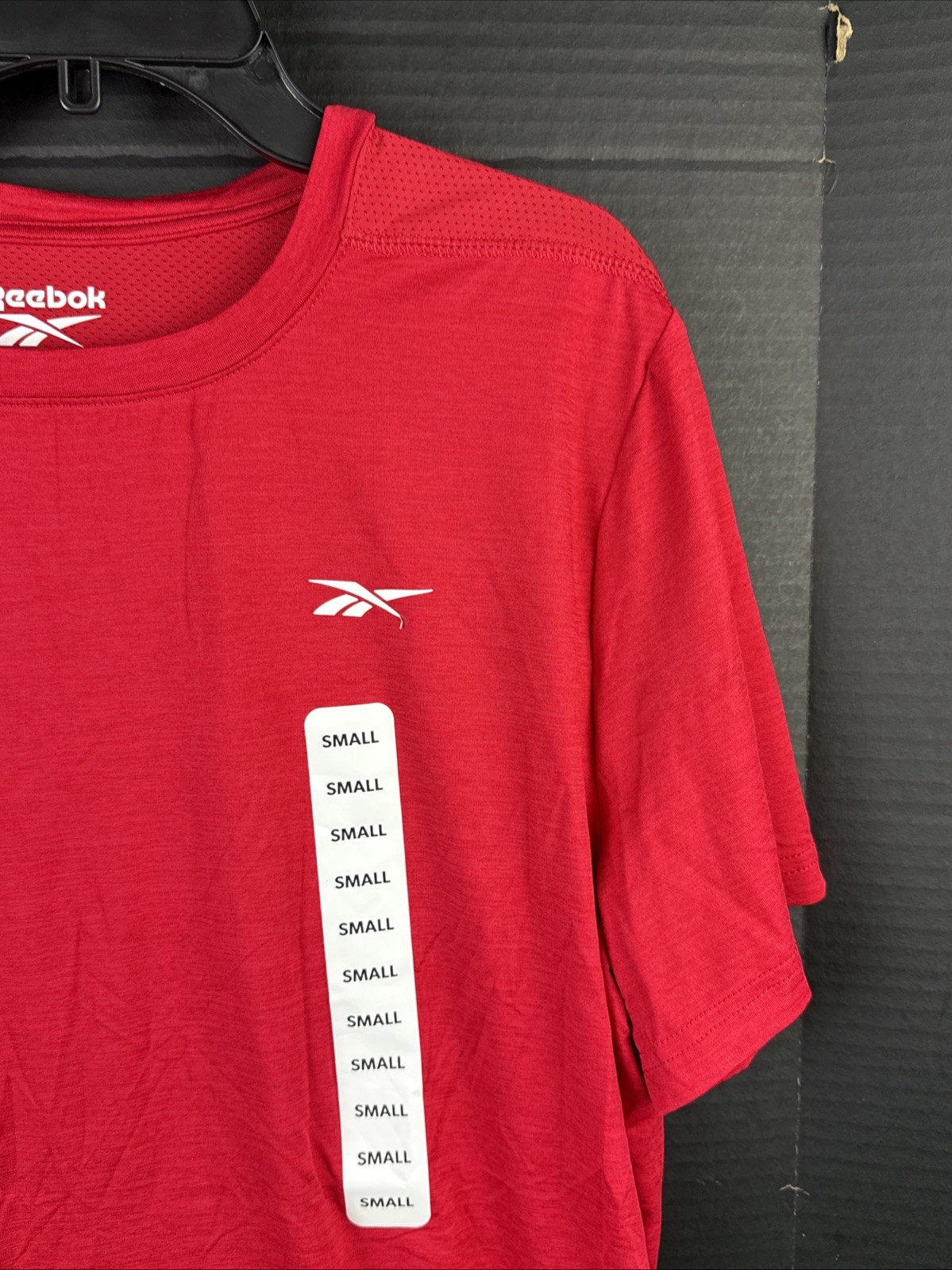 Reebok Men's Speedwick Tech Style Short Sleeve Active Tee Size S Red gallery