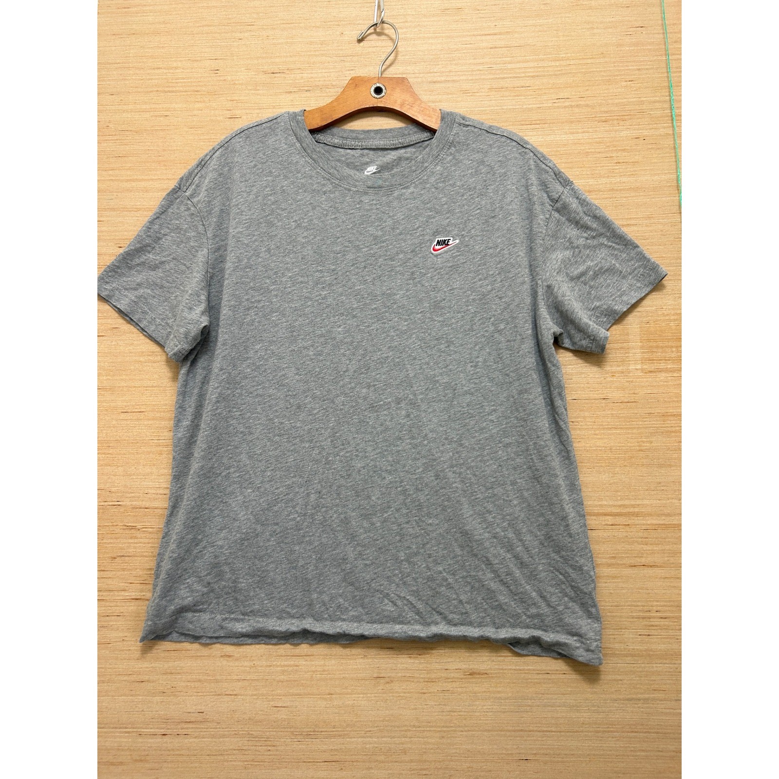 Nike Mens Loose Fit Embroidered Logo T-Shirt Heather Gray Medium gallery
