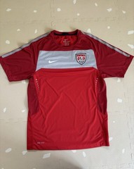 Nike USA 2010 Training Shirt Small Red