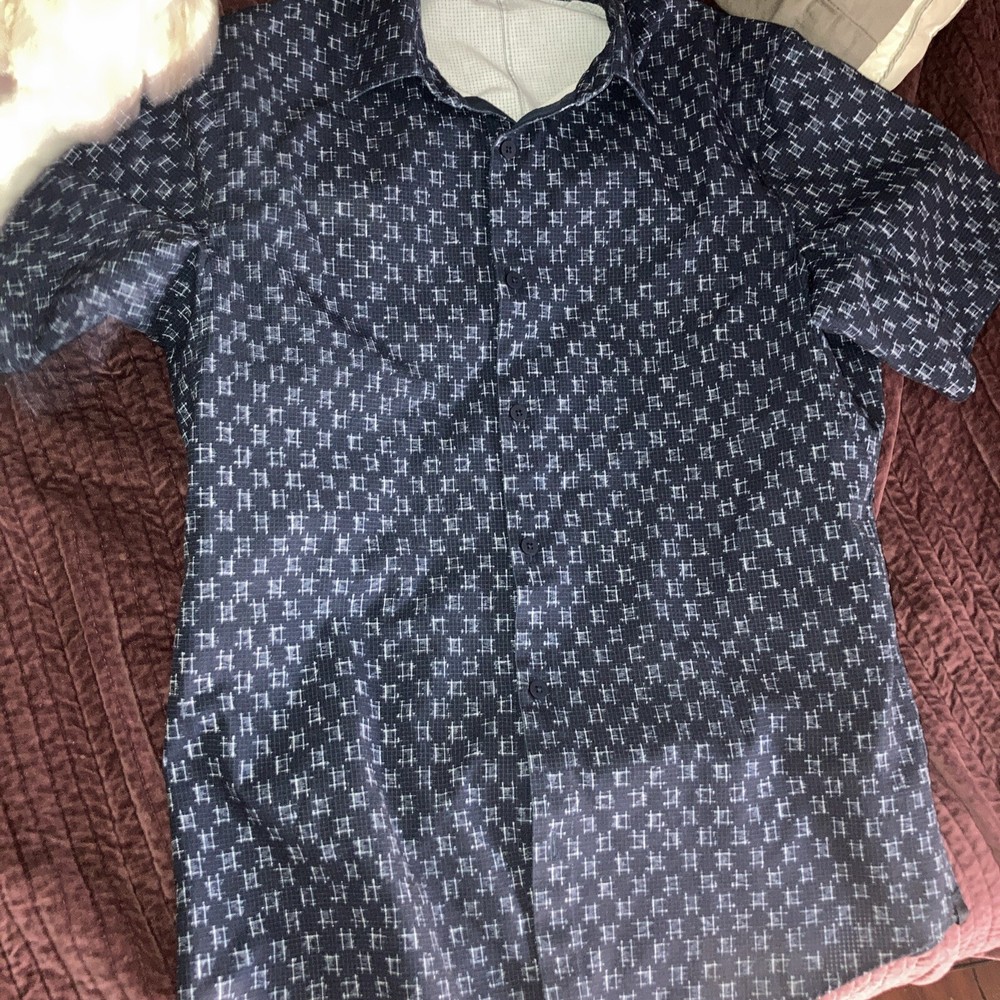 Lululemon Shirt Men Small Airing Easy Grid Short Sleeve Button Up Ventlight Mesh