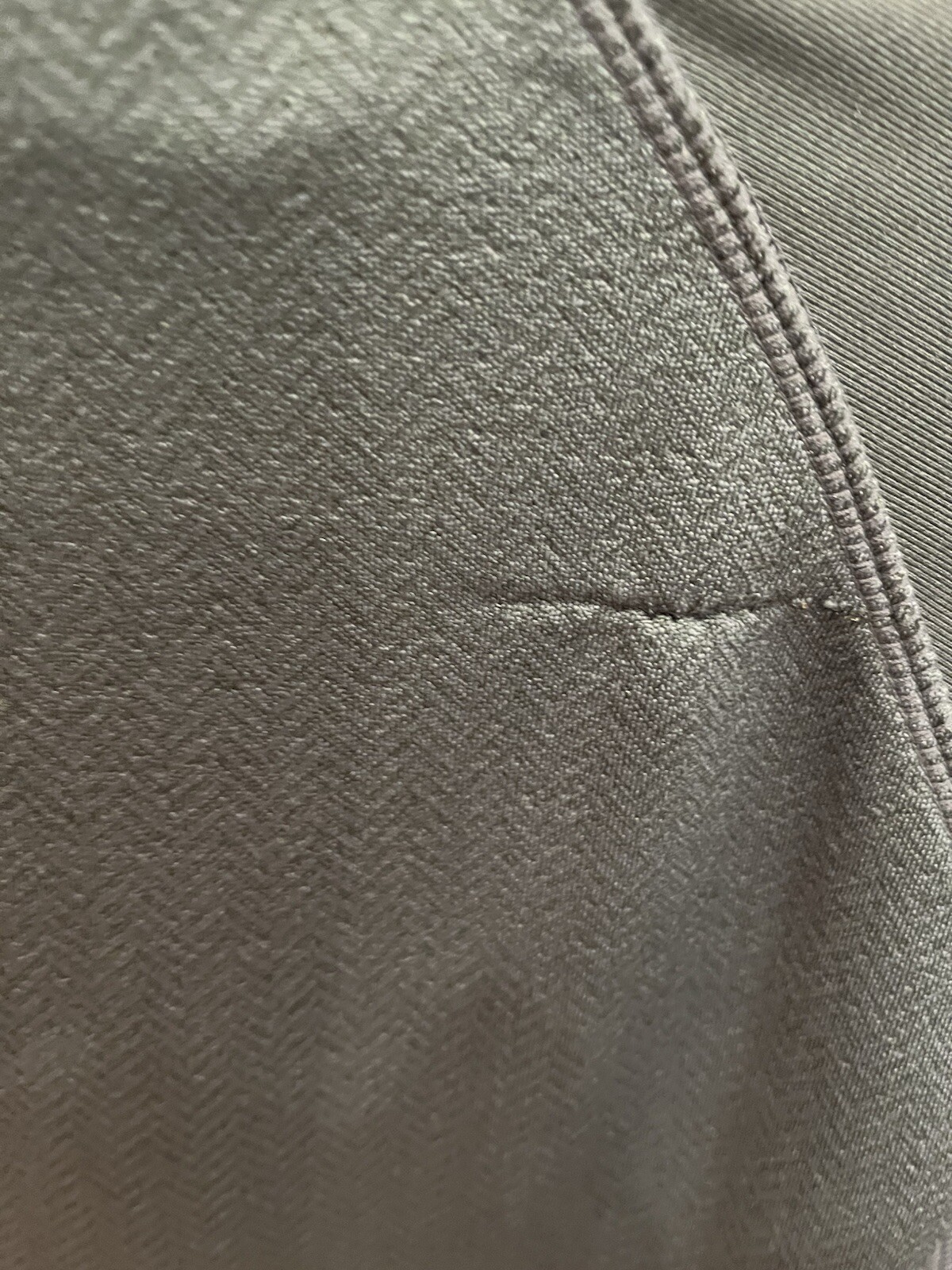 Men’s Mondetta Size L Grey Pullover 3/4 Zip Up With Thumb Holes In Sleeves. gallery