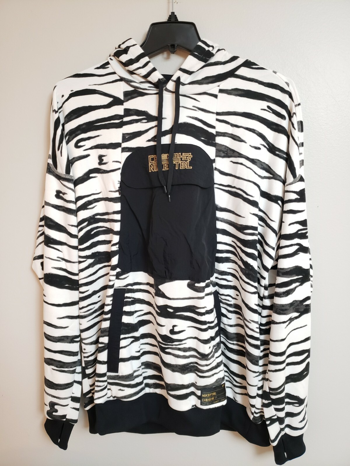 Nike South Korea Mens Pullover Soccer Hoodie XL White/Black-Nike CQ9198-100 gallery