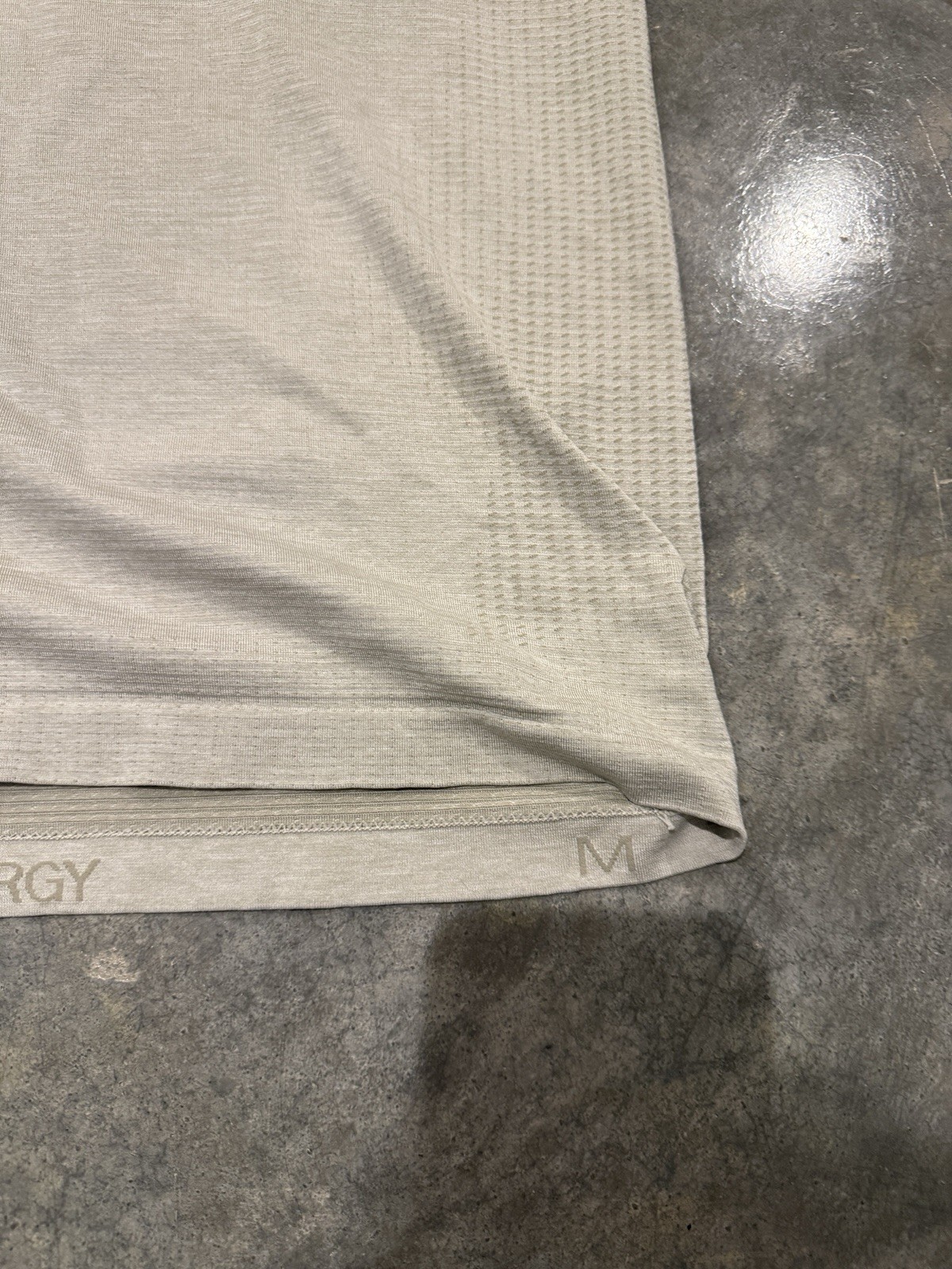 Lululemon Medium Metal Vent Tech Long Sleeve gallery