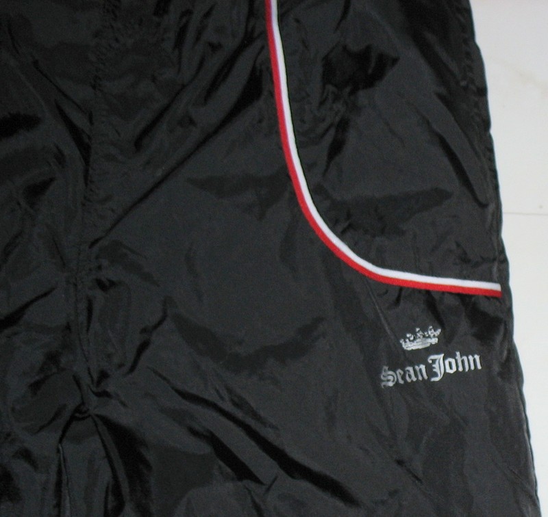SEAN JEAN - L ( 16 - 18 ) - BLACK NYLON / MESH POLY LINING ATHLETIC PANTS gallery