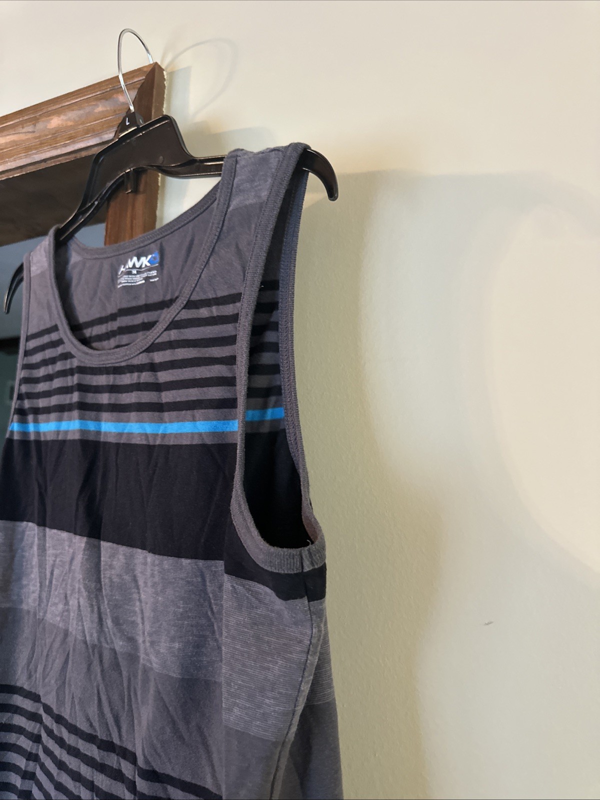 Tony Hawk Men’s Medium Tank Top Black Gray Blue Stripes gallery