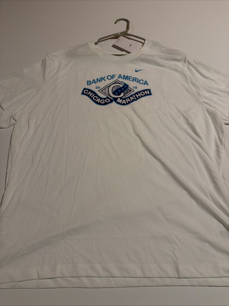 Nike Men's Dri-FIT 2025 Chicago Marathon Logo Graphic T-Shirt HQ4169 Sz 3XL NWT