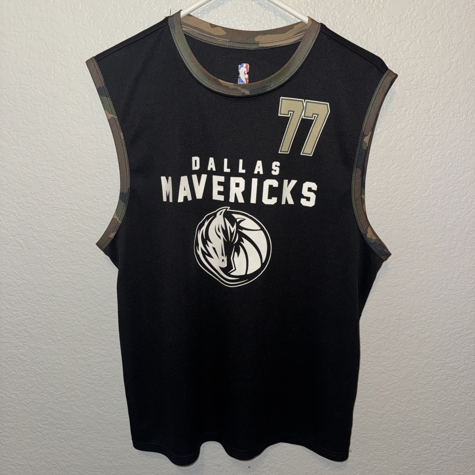 NBA Luka Doncic Dallas Mavericks Black Camo Jersey Men's Size Large gallery