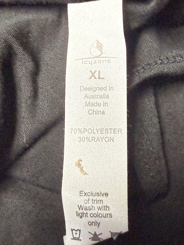Icyzone XL Men's Polyester Rayon Athletic Racerback Gym Training Tank Top Black gallery