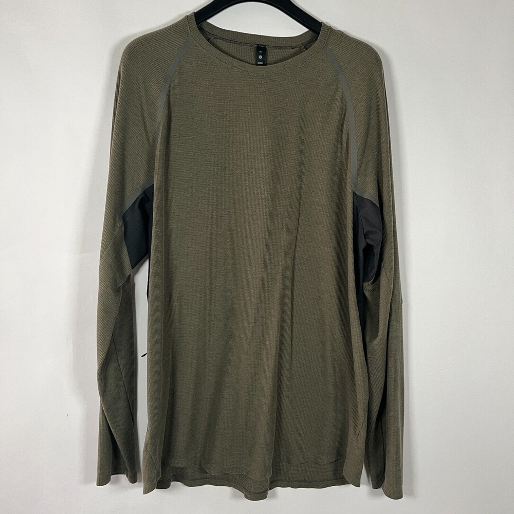 Lululemon Ventilated Hiking Shirt XL Waffle Knit Mesh Zipper Pocket Thumb Holes