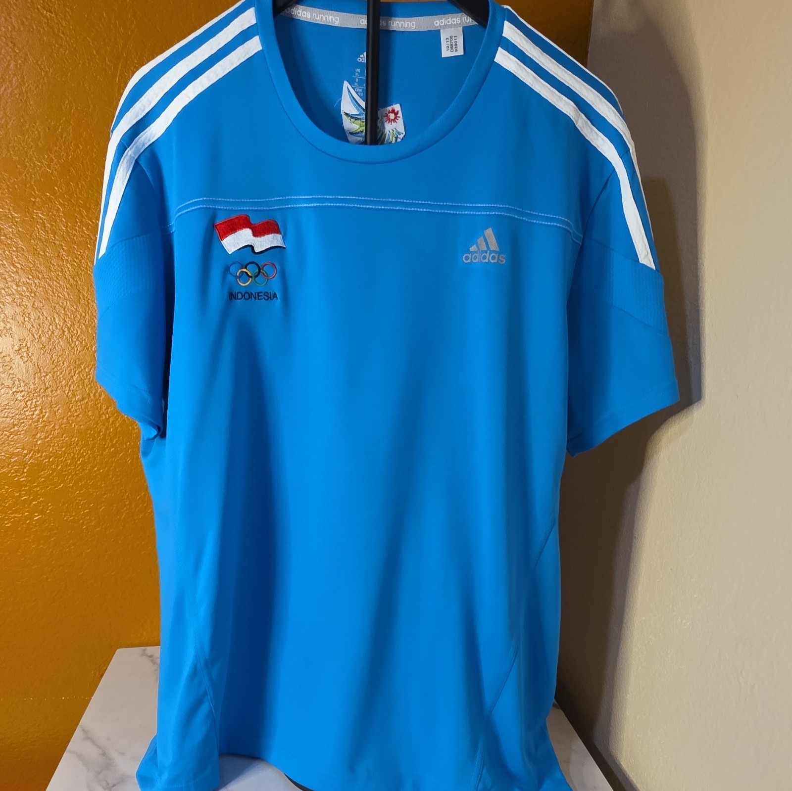 Indonesia adidas Response Men’s XL Blue Breathable Mesh Crewneck T-Olympic Rings gallery