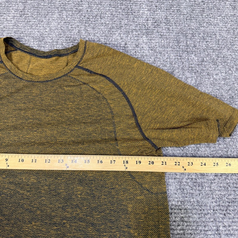 Lululemon Shirt Mens XL Green Yellow Seamless Athletic Training Live In Practice gallery