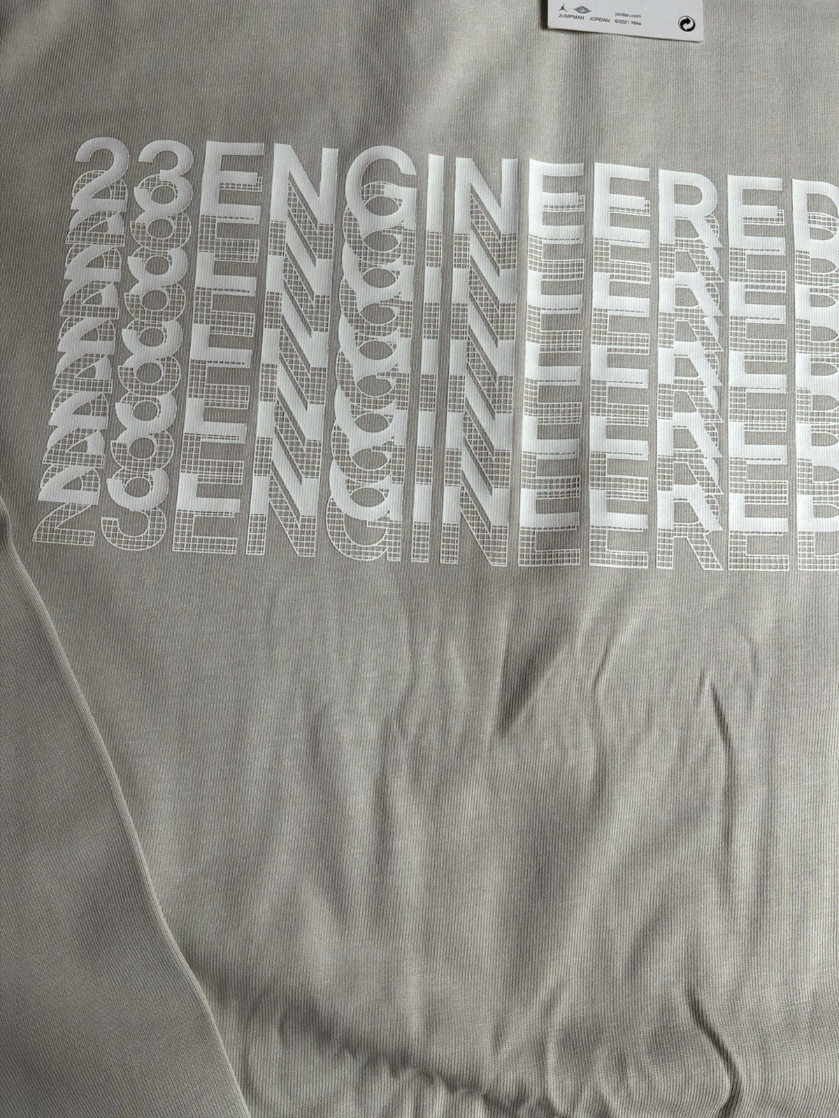 Jordan 23 Engineered Men's Beige Long Sleeve Crew Neck Graphic T-Shirt M gallery