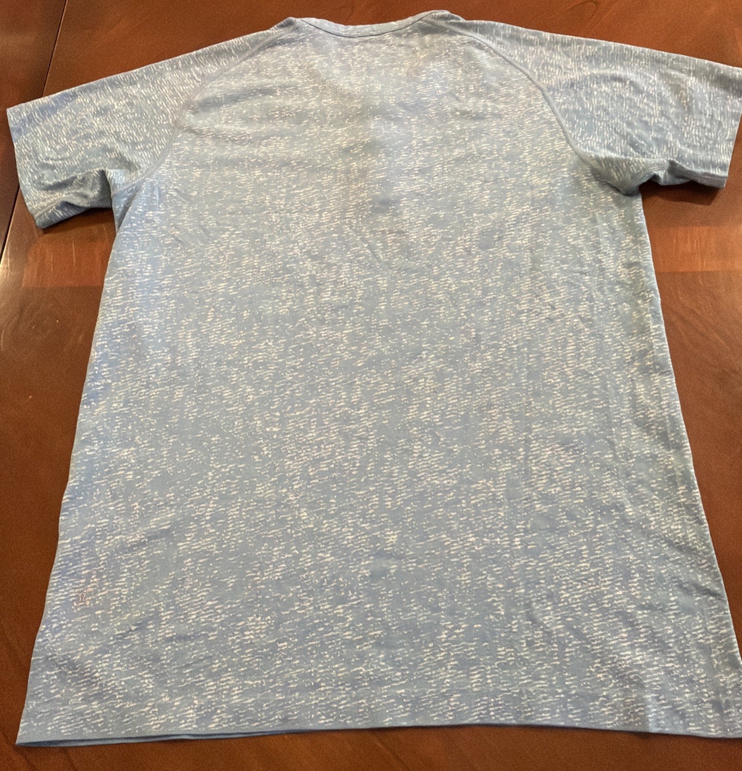 Lululemon Metal Vent Tech Henley T Shirt Men’s Size L Blue Short Sleeve gallery