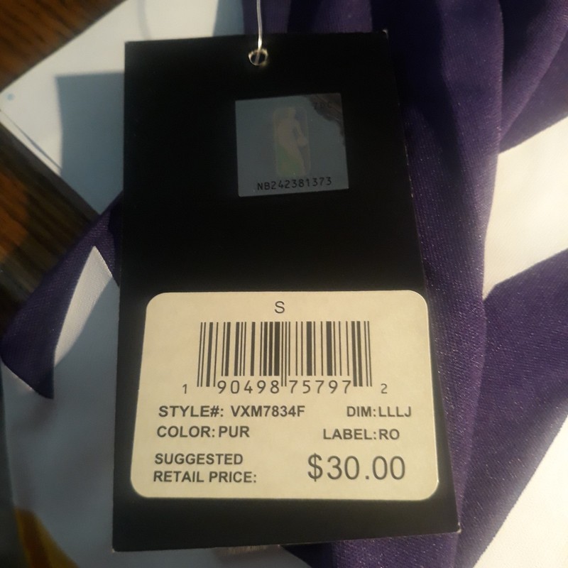 Lakers Lebron James Jersey Small gallery