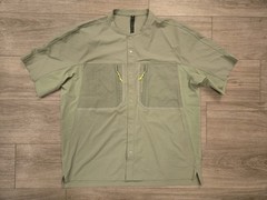 Lululemon Water Repellent Hiking Snap Shirt 2XL Mens Green Short Sleeve