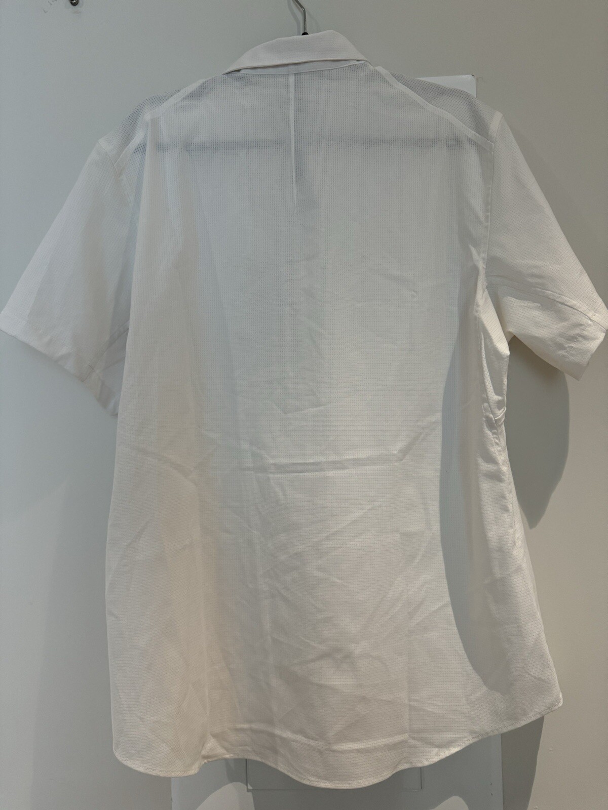 Lululemon Airing Easy Camp Collar Shirt Short Sleeve Size XL gallery