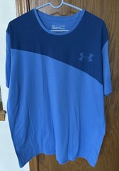Men’s Under Armour XL Loose Heatgear Two Toned Blue Short Sleeve T-Shirt