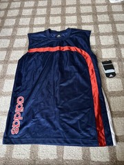 Men’s Adidas Basketball Jersey Shirt Size Medium Sleeveless NEW NWT