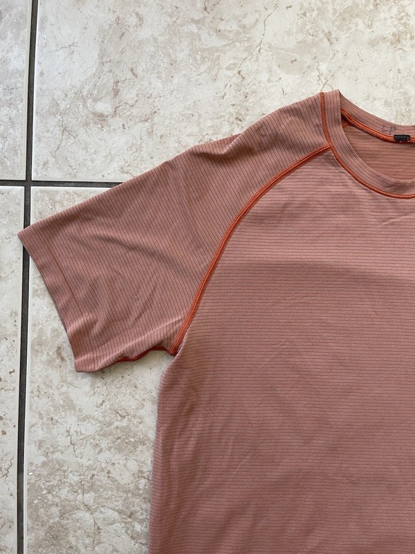 Lululemon Metal Vent Tech Men’s Short Sleeve Orange Medium Running Gym Exercise gallery