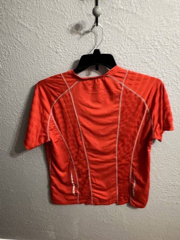 Men's Pullover Red Avalanche Short Sleeve Size Medium Shirt gallery