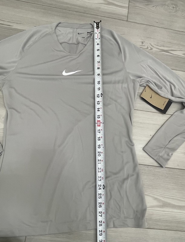 NWT Nike Dri-FIT Park First Layer Grey Soccer Shirt Men's Size Medium AV2609-057 gallery