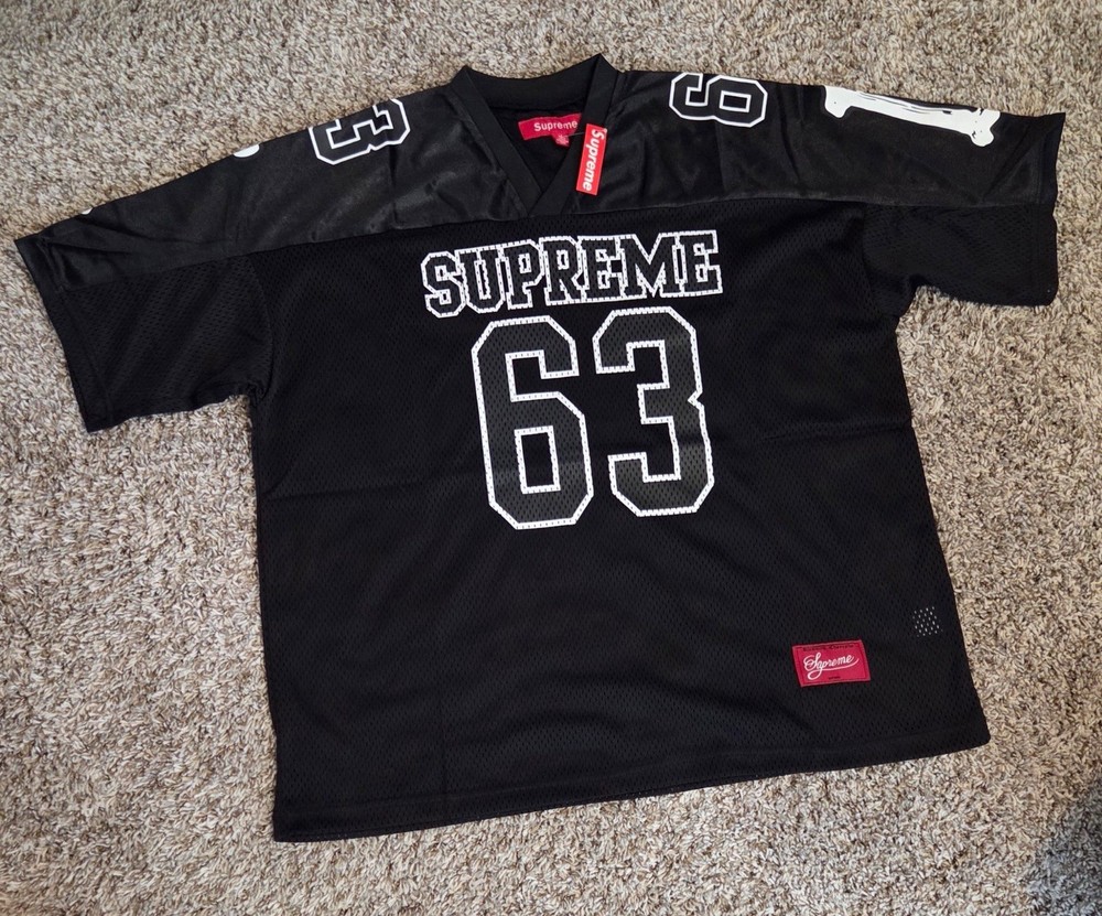 Supreme Black Mesh Football Jersey V-Neck Lightweight Short Sleeve Men's L