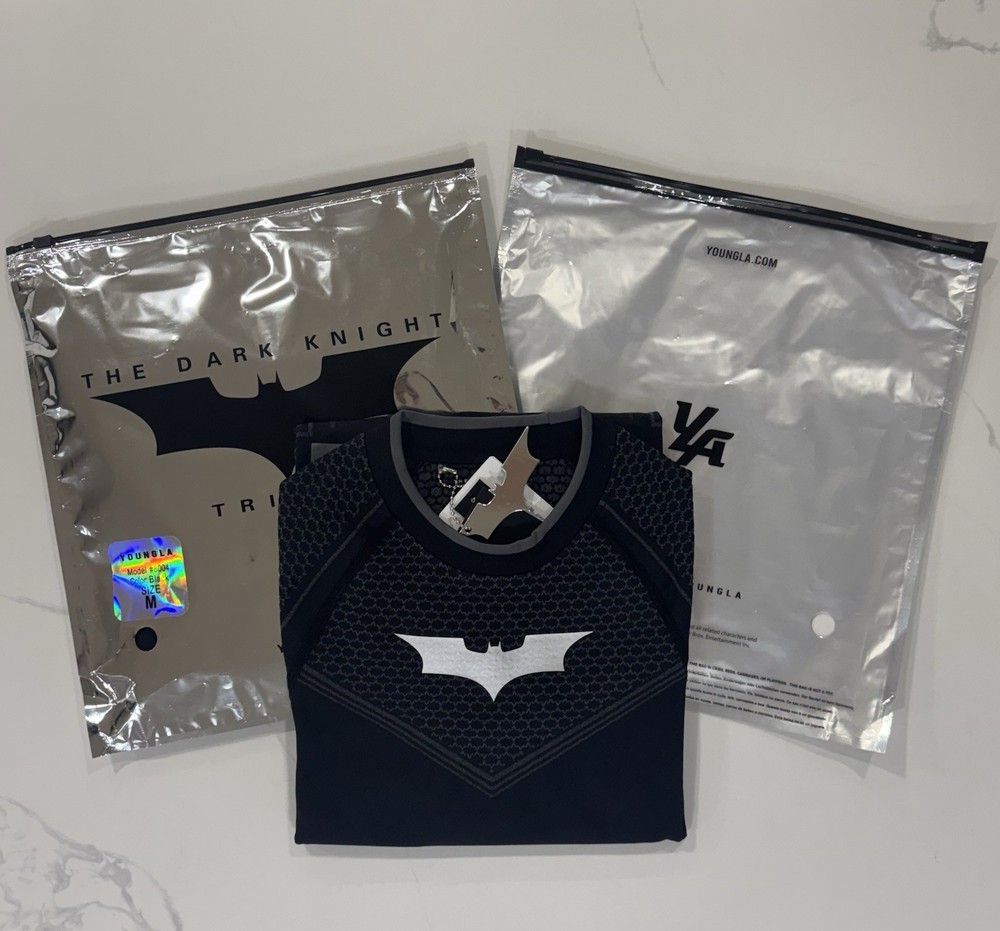 YoungLA Batman Compression Shirt Men's Medium Black Long Sleeve Gym Athletic NWT