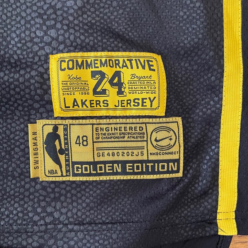 Nike Kobe Bryant Commemorative SnakeSkin Jersey Golden Edition Collectable Sz 48 gallery