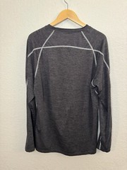 Medium REEBOK Men’s Athletic Long Sleeve Shirt Grey