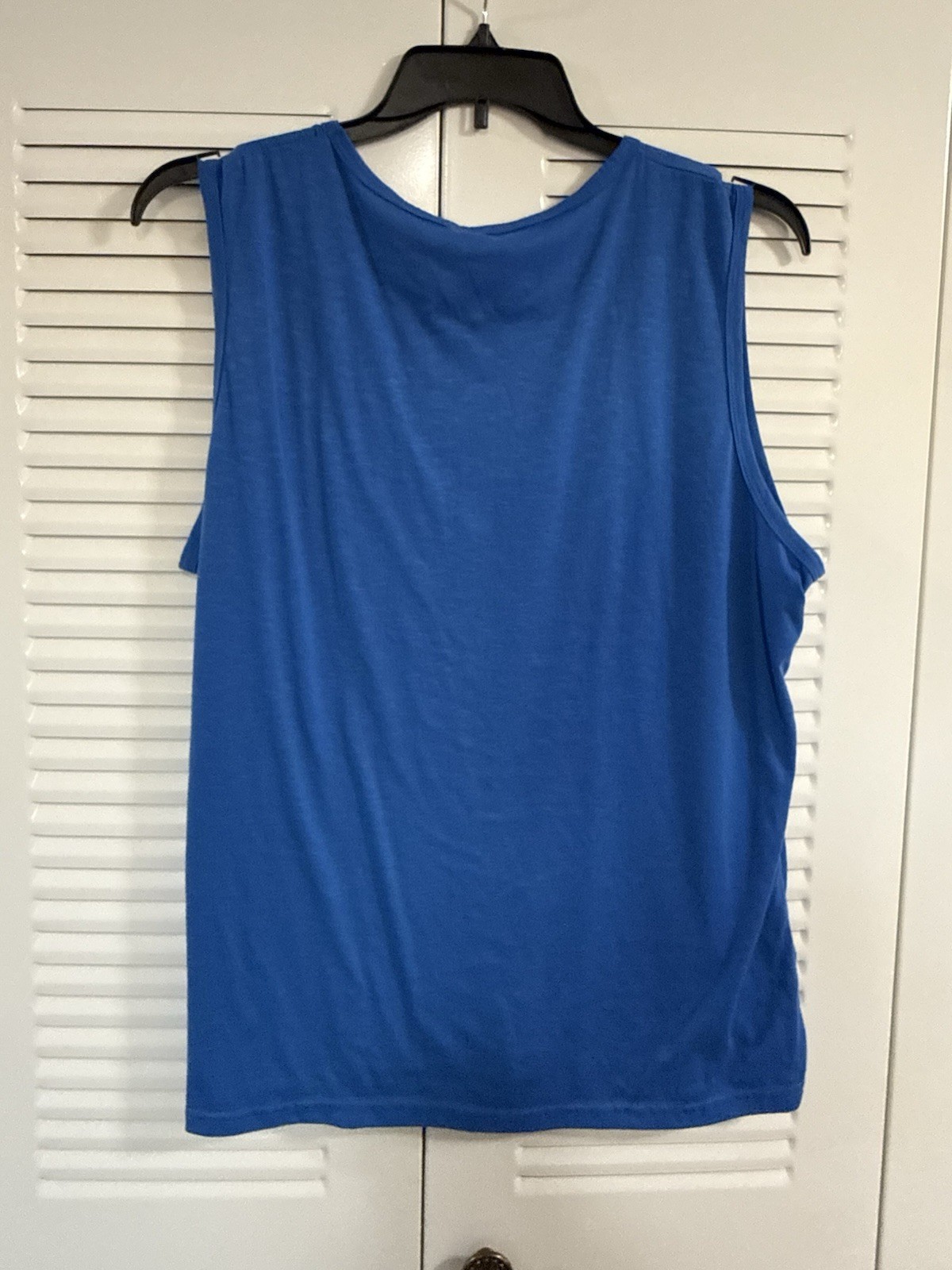 Botan Men’s L Blue Crew Neck Sleeveless Tank Solid Stretch Poly Spandex gallery