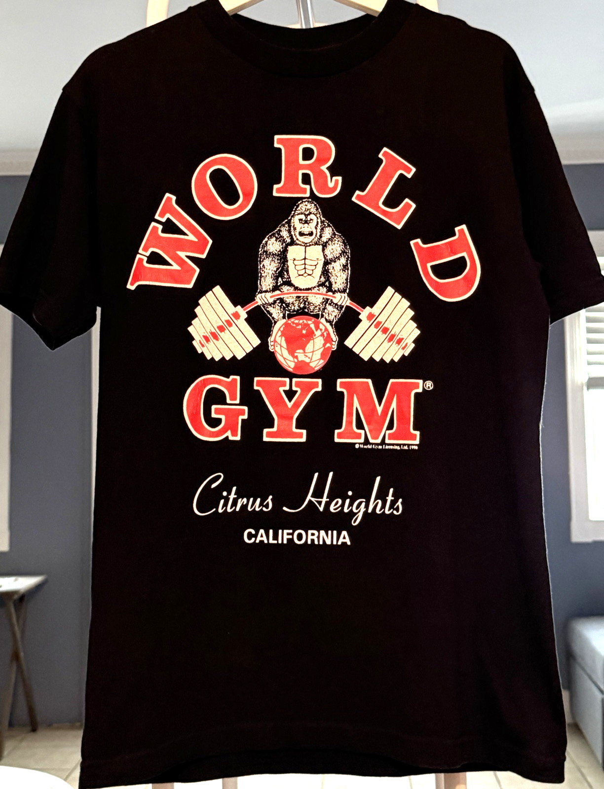 RARE Vintage World Gym MEDIUM BLACK FRONT & BACK GRAPHIC T-Shirt *VERY GOOD USED gallery