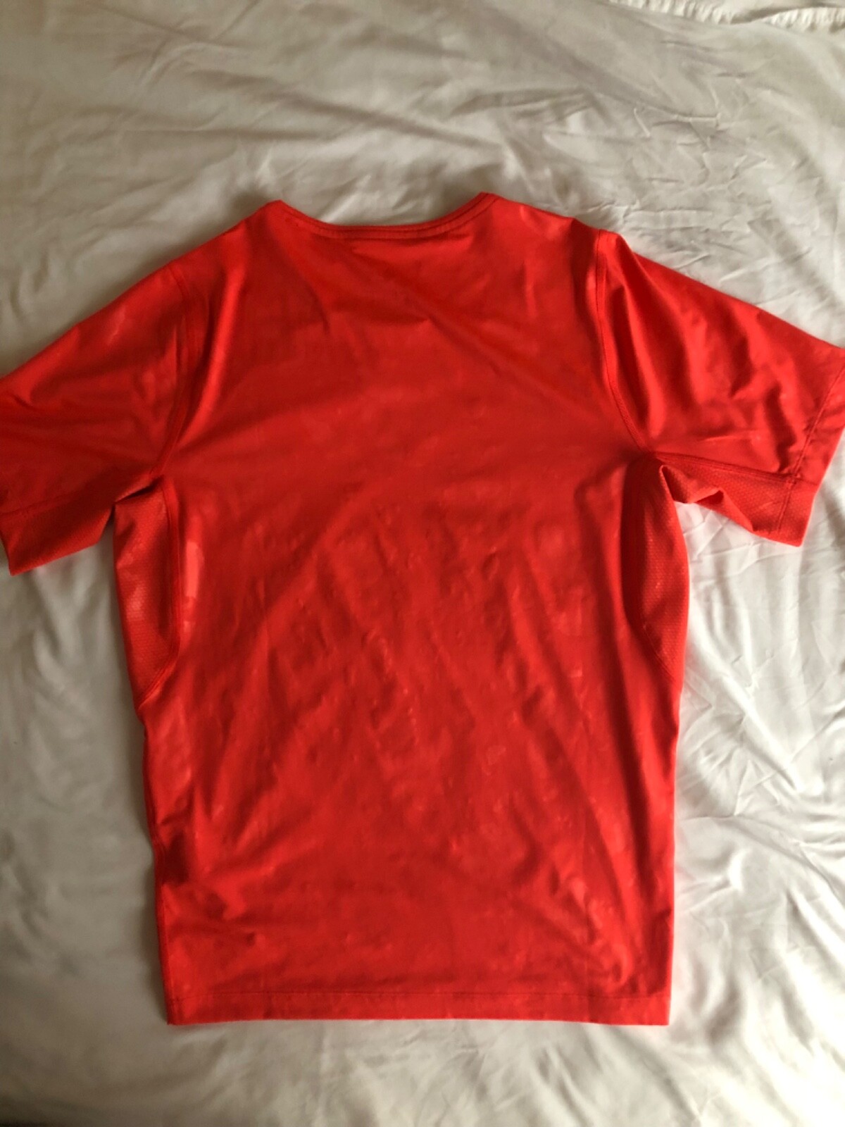Under Armour Kazoku 96 Rush Heatgear Compression Shirt XL (Can wear as L or M) gallery