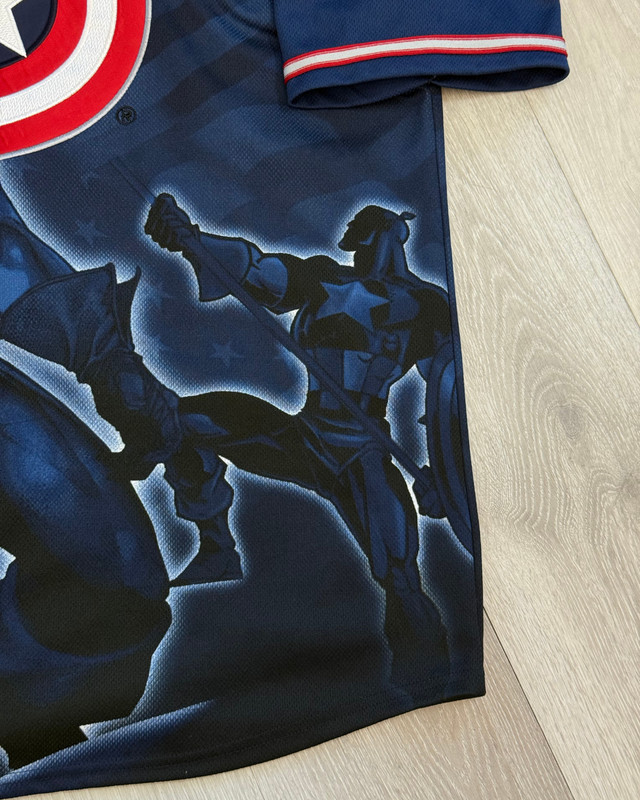 Vintage 2002 Marvel Comics Captain America Baseball Jersey - Size Large gallery