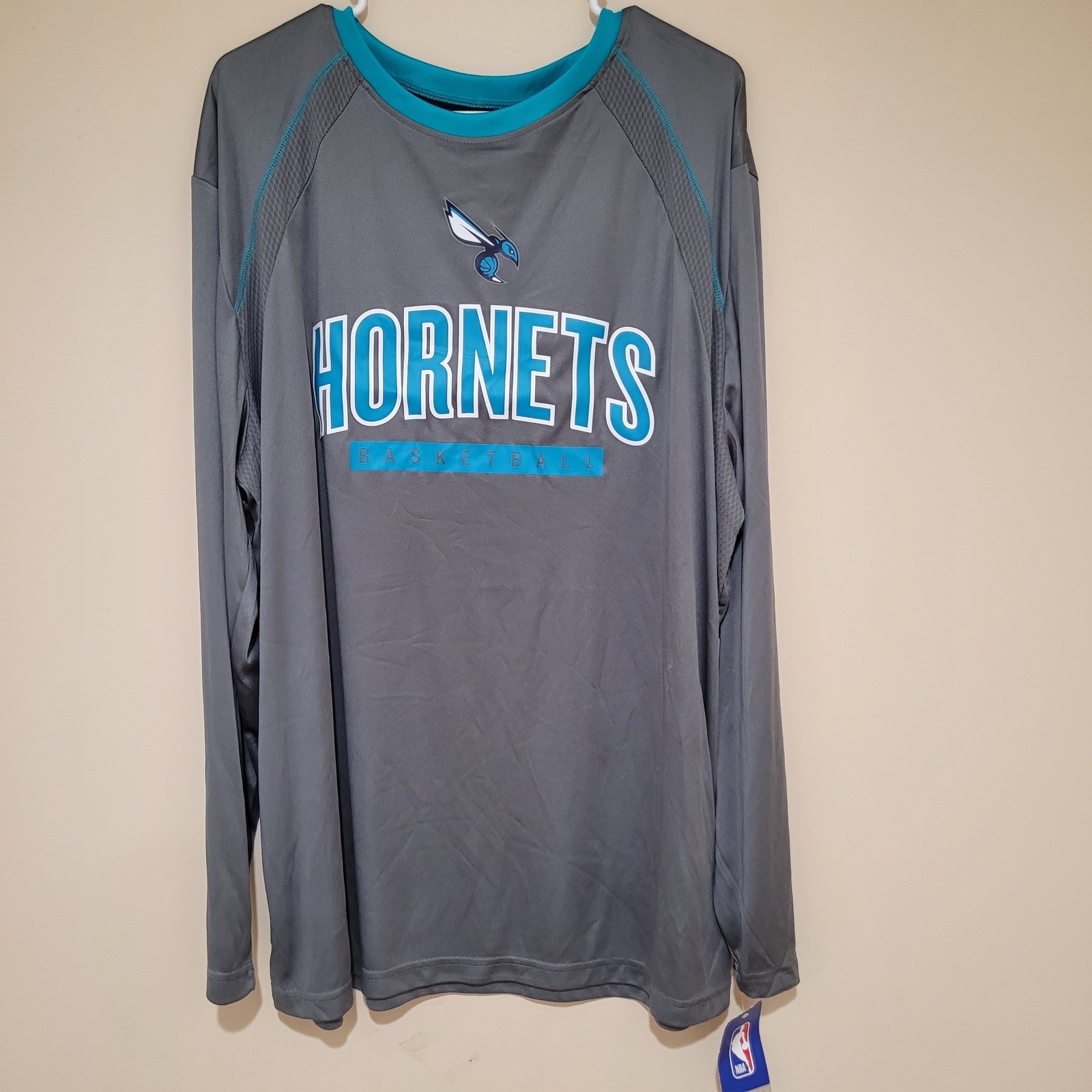 NBA Charlotte Hornets Basketball Long Sleeve Shirt Mens 2XL Gray Blue New Drifit gallery