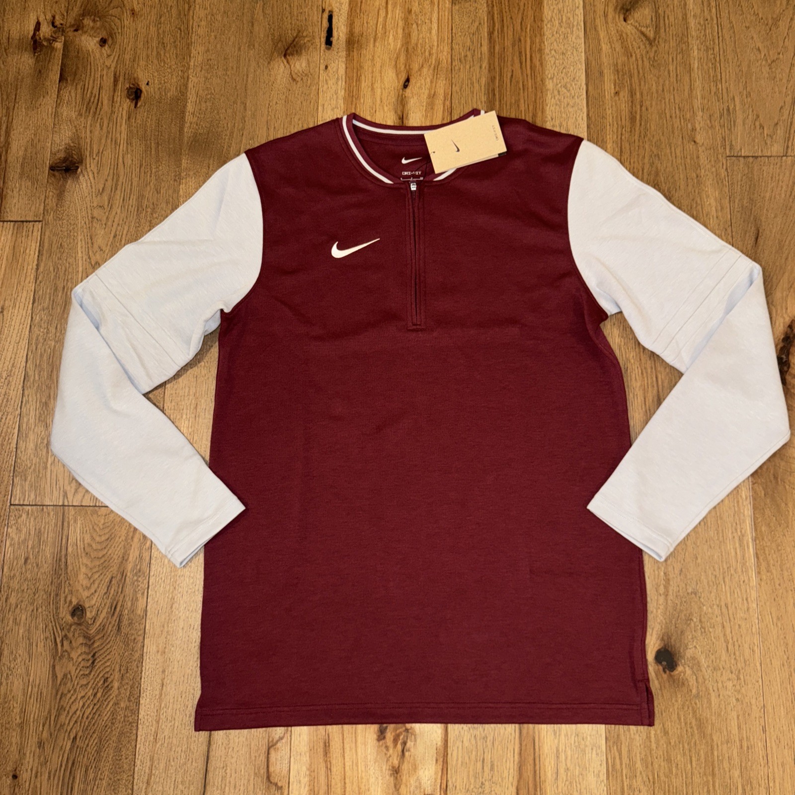 NEW NWT Nike Mens SMALL FJ9549-669 Long Sleeve 1/4 Zip Maroon Grey Gray Sleeves gallery