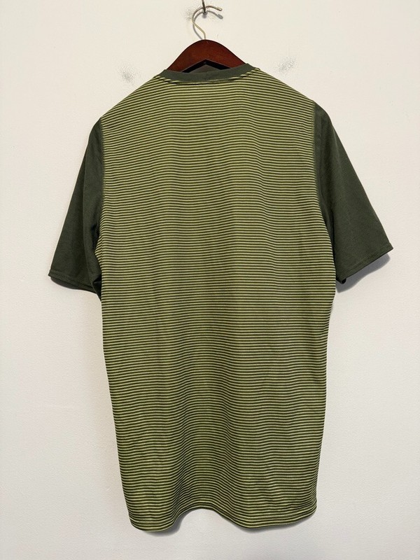 💥 Patagonia Capilene 2 Mens Medium Polartec Lightweight Shirt 💥 gallery