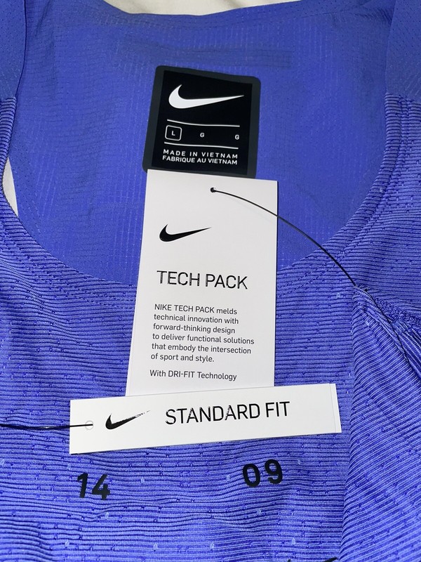 Nike Men’s Tech Pack Racer Back Running Tank Top Blue Size Large | CJ5738-500 gallery