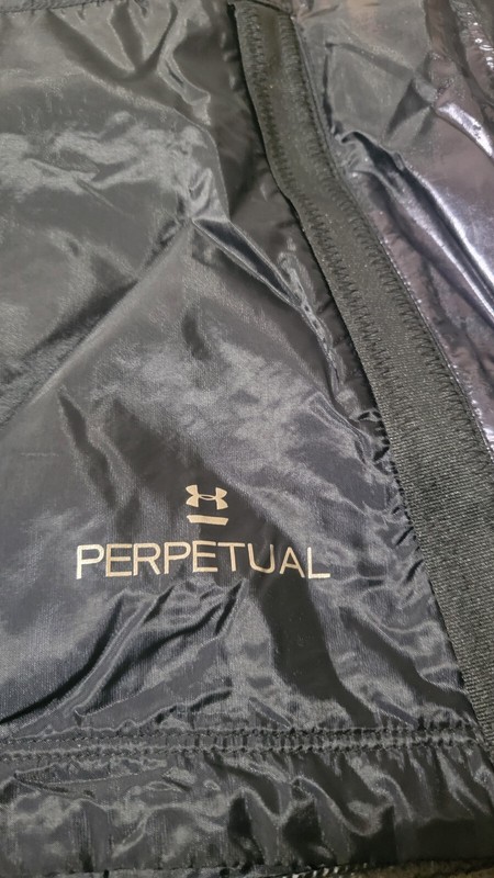 Under Armour Perpetual Windbreaker Training Running Jacket Sz L NEW 1327398 001 gallery