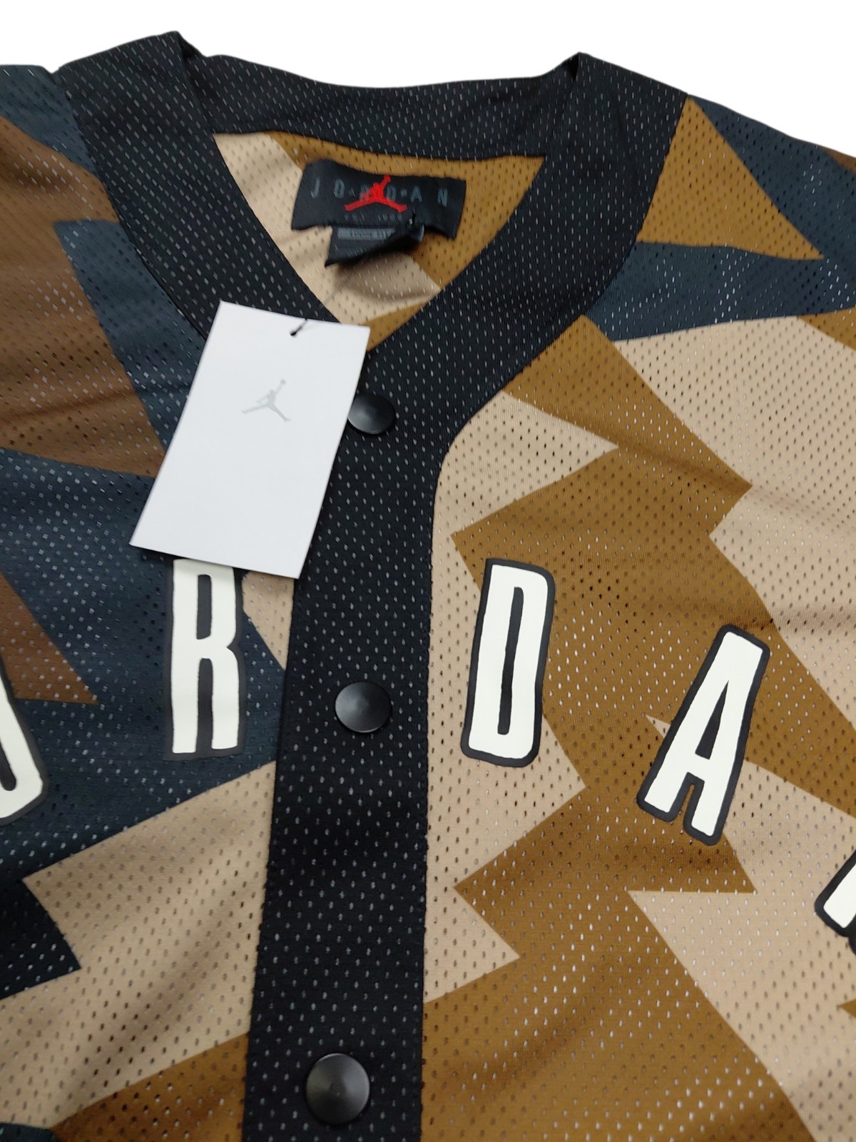 New L Nike Air Jordan 7 Essentials Baseball Jersey Black Brown FB7338-133 Men gallery