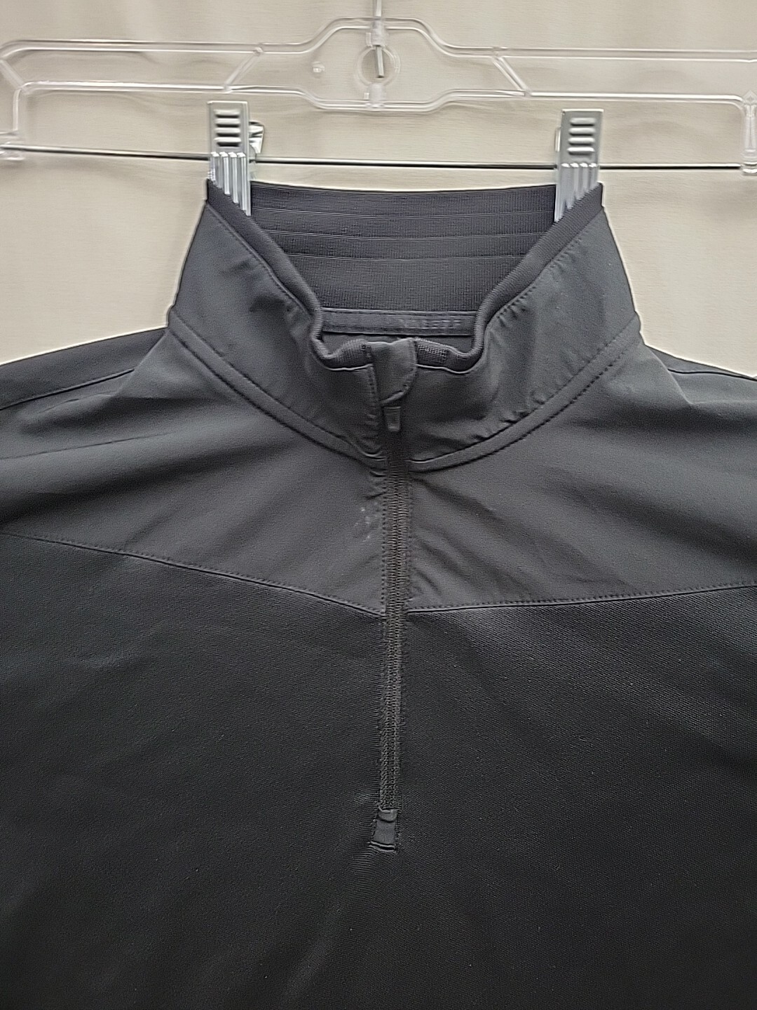 NIKE Golf Dri-Fit 1/4 Zip Top Men Large Black Pullover gallery