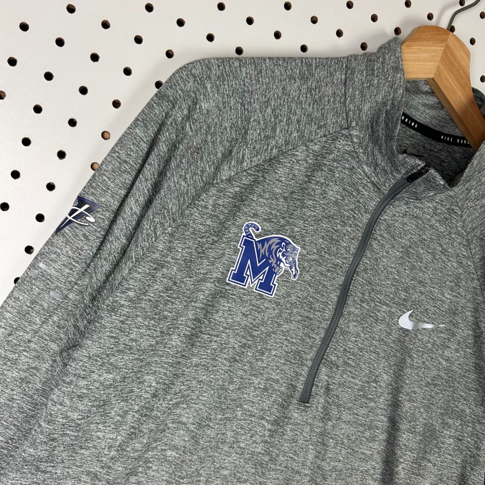 Nike Memphis Tigers Quarter Zip Medium Running Dri Fit Gray 1 Cent Pullover PE gallery