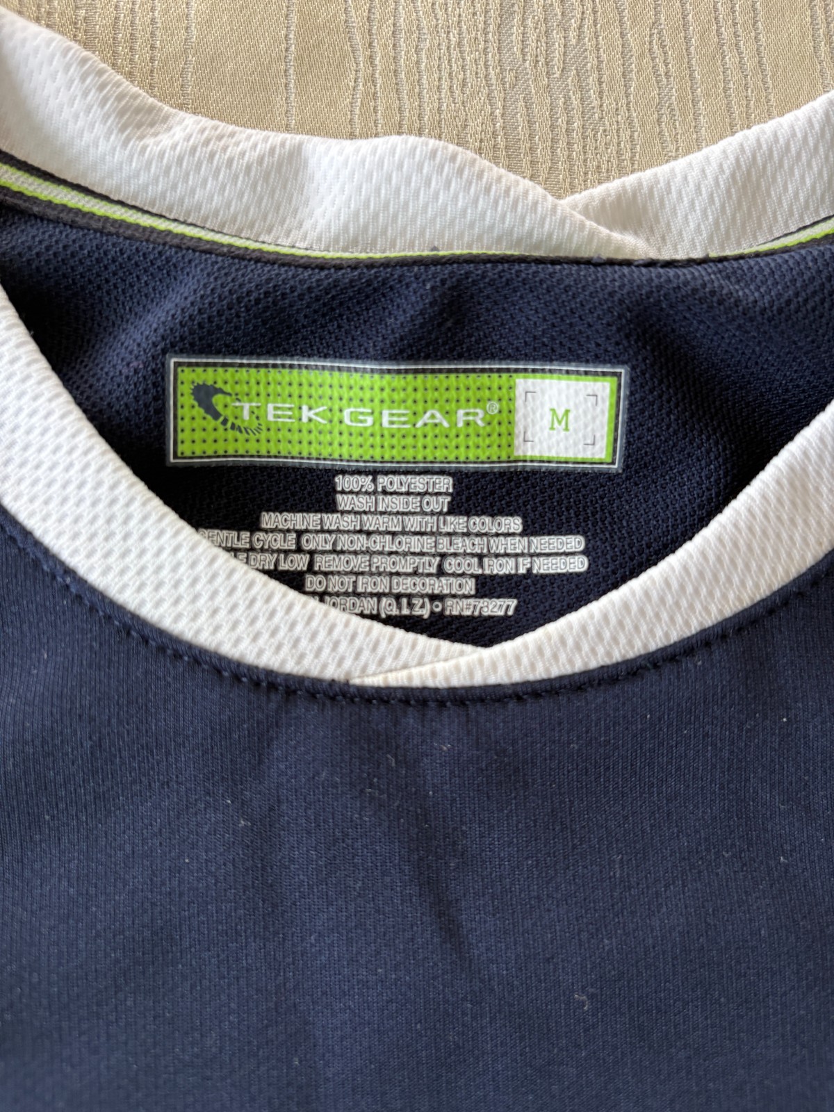 Tek Gear Performance Men’s Blue and White T-Shirt Size M gallery