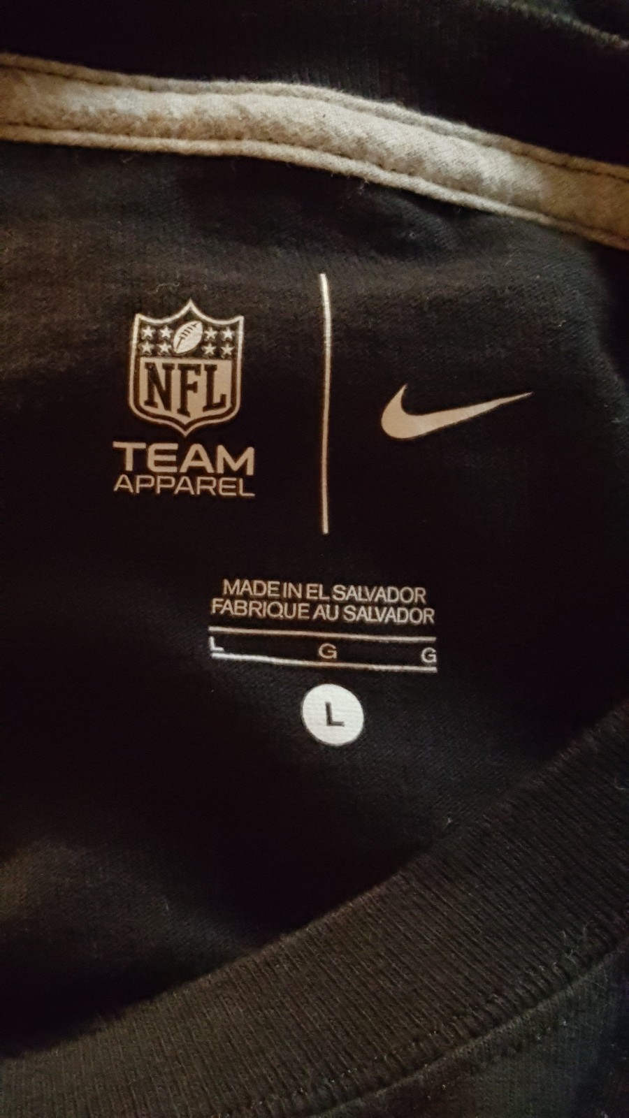 Nike Team Apparel Baltimore Ravens Graphic T-Shirt Large L Lg Tee Helmet gallery