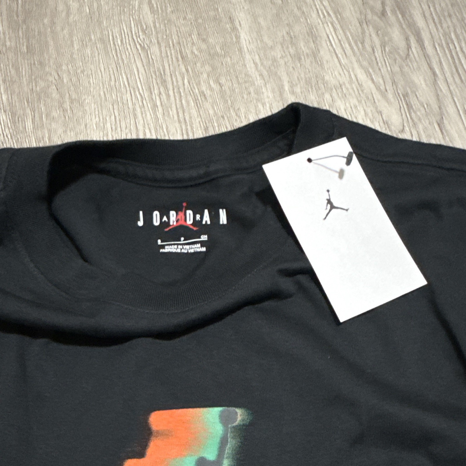 Jordan Men’s S Black Long Sleeve Crew Neck Graphic Jumpman Logo Cotton Tee gallery