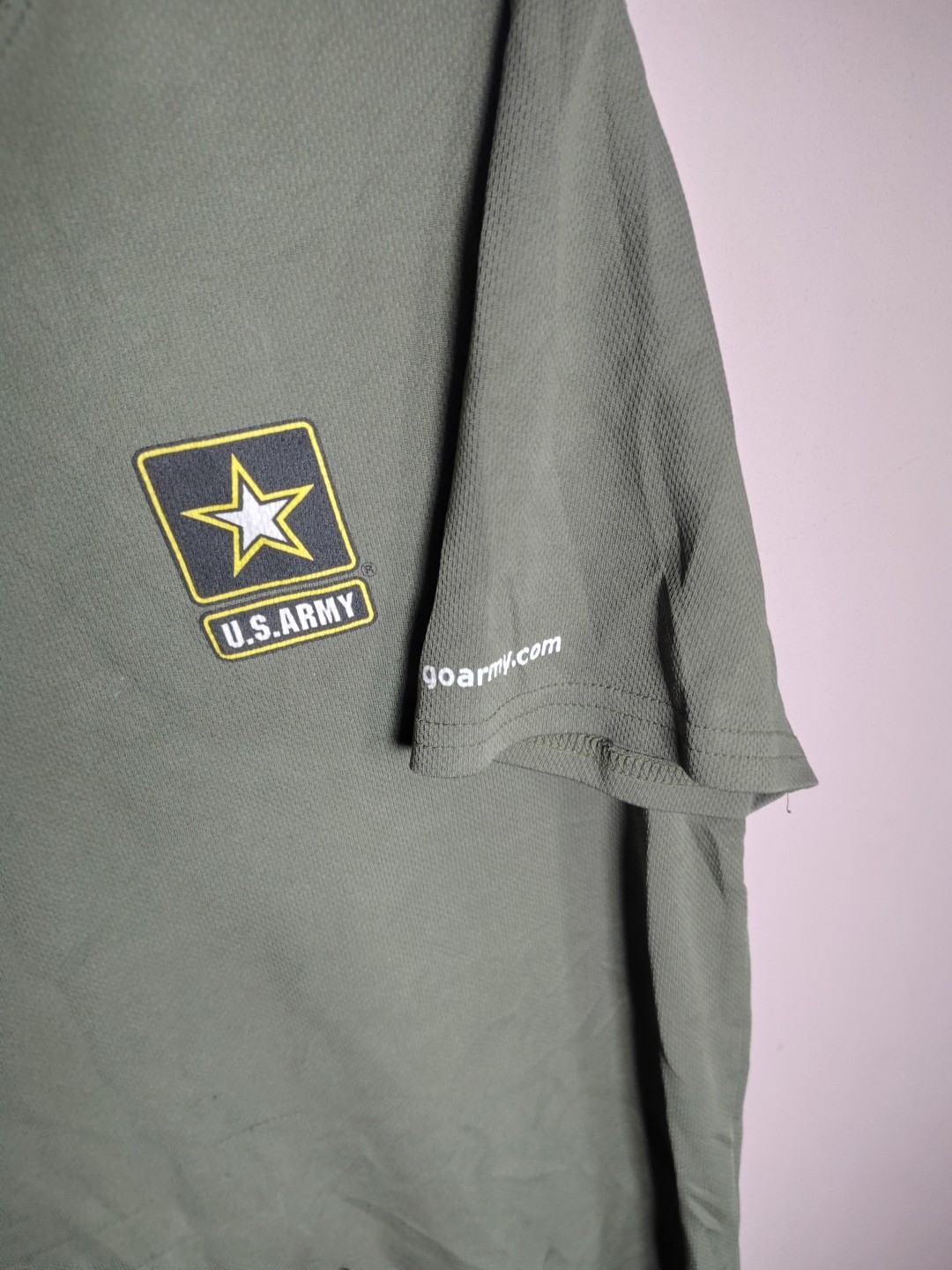 UNITED STATES ARMY Official Men's US Military Activewear Workout T-Shirt MEDIUM gallery