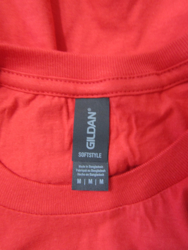 NWT Gildan Soft Style "GUARD" Red Short Sleeve 100% Cotton T-Shirt Men's M gallery