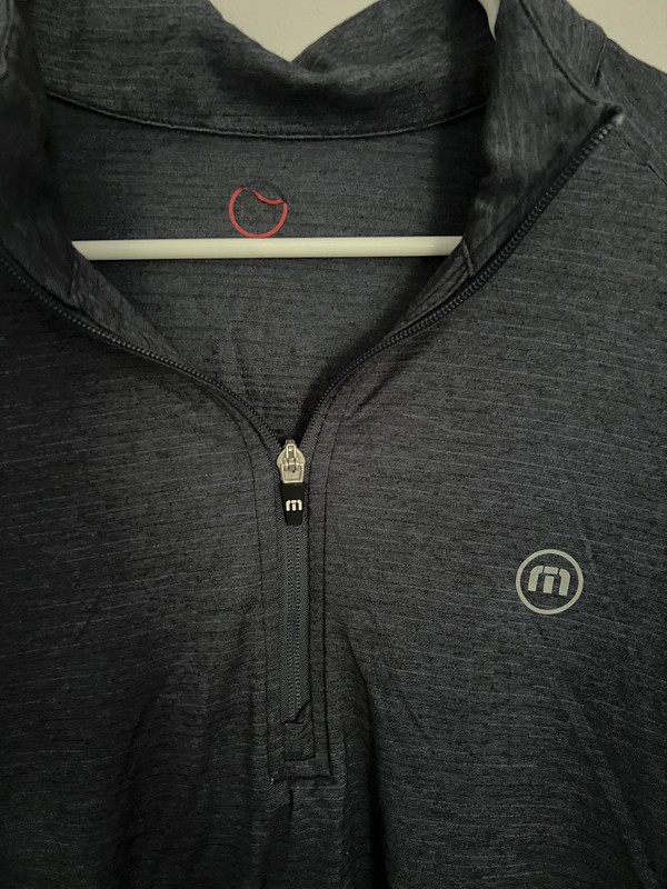TravisMathew Pullover Mens Large Quarter Zip Golf Athletic Lightweight Shirt EUC gallery