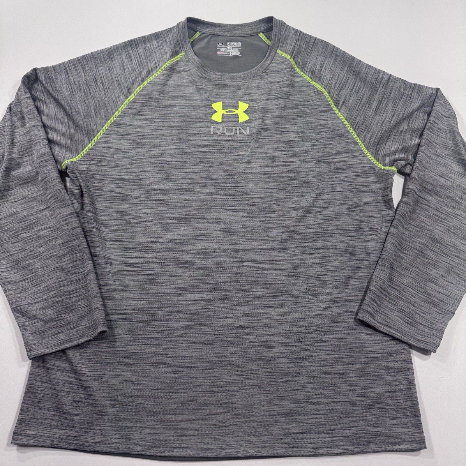 UNDER ARMOUR Men’s HeatGear Athletic Running Shirt, Gray/Neon Green, Fitted, 2XL gallery