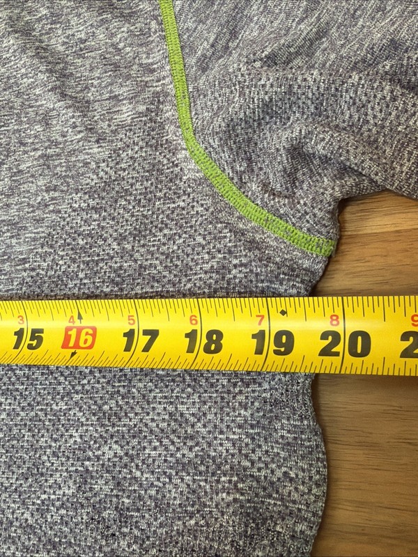 Lululemon Men Performance Tech Tee M Heather Gray/ Green Contrast Stitching gallery
